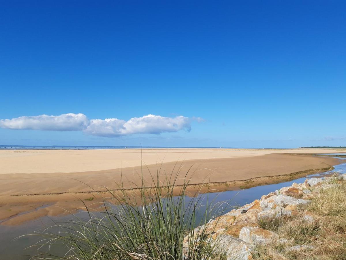 appartement indépendant à 10min des plages au calme proche O'gliss et O'funparken campagne La Jonchere Esterno foto